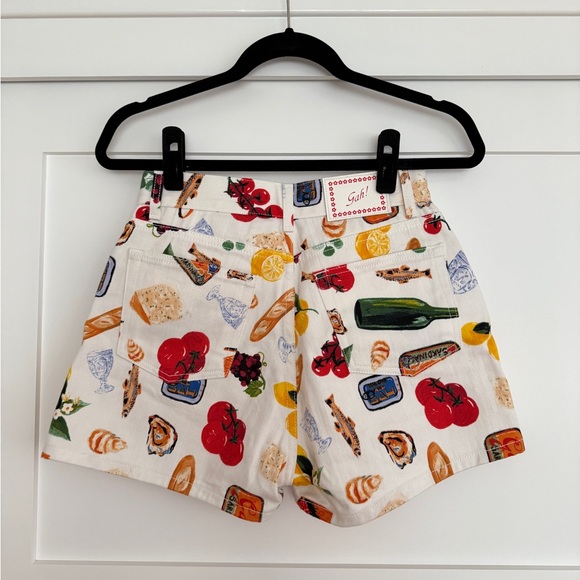 Lisa Says Gah Tapas Shorts - Picture 2 of 3